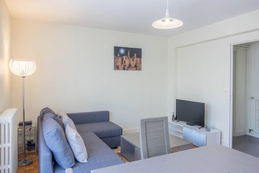 T2 Gare + Parking Apartman Orléans Kültér fotó